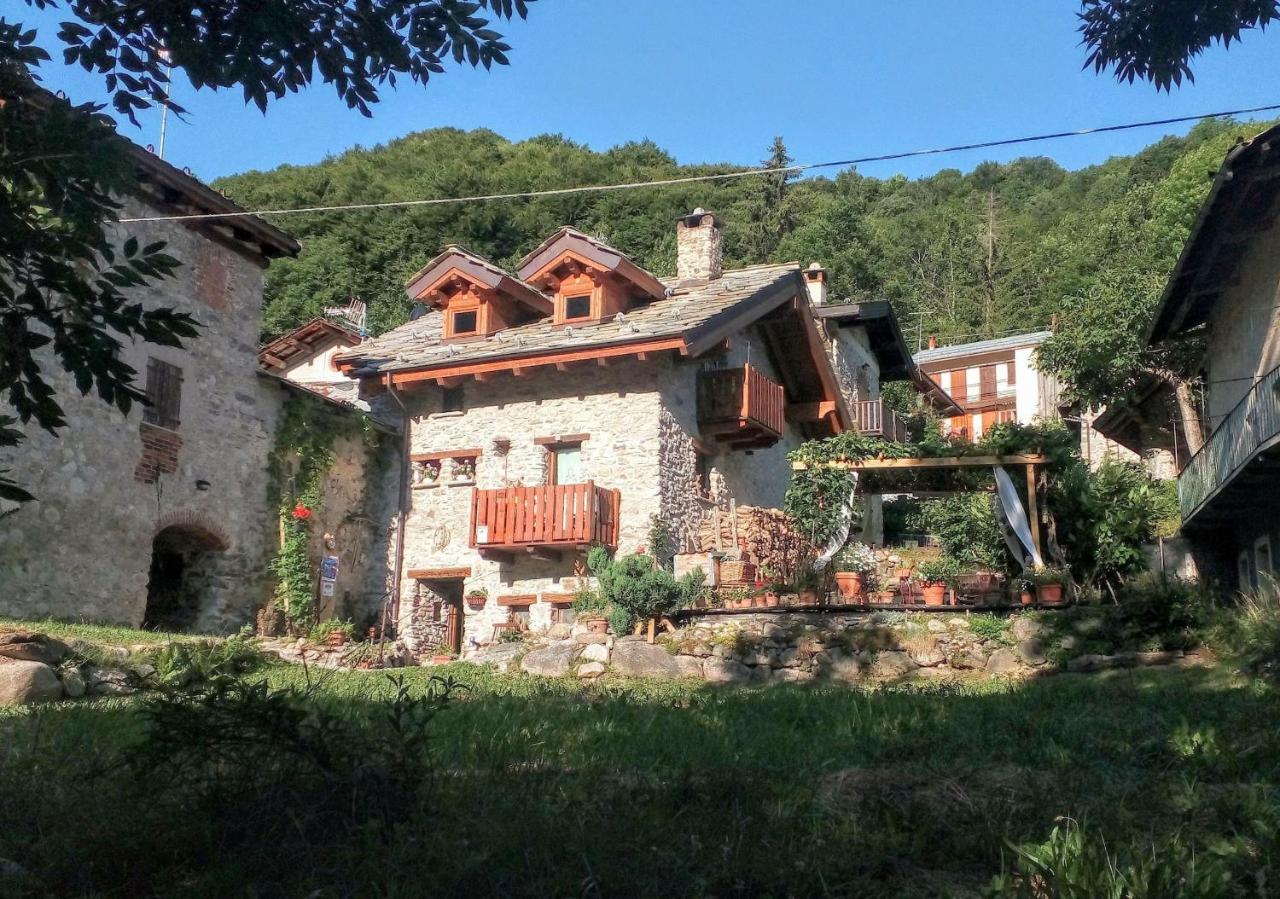 B&B L'Abric - Centro Storico Di Limonetto Limone Piemonte Exterior photo